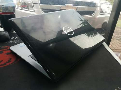 *1st bid takes!*7th GEN i7*DELL INSPIRON 5567*i7-7500U*12GB DDR4*RADEON R7 4GB!**